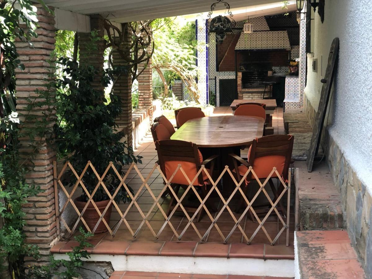 Villa Pinares-Malaga: pool, garden, garaje, wifi, Exterior foto