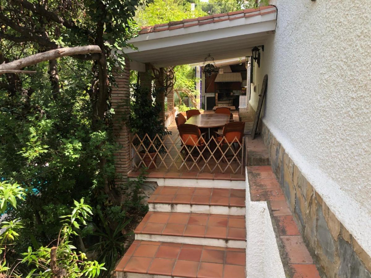 Villa Pinares-Malaga: pool, garden, garaje, wifi, Exterior foto
