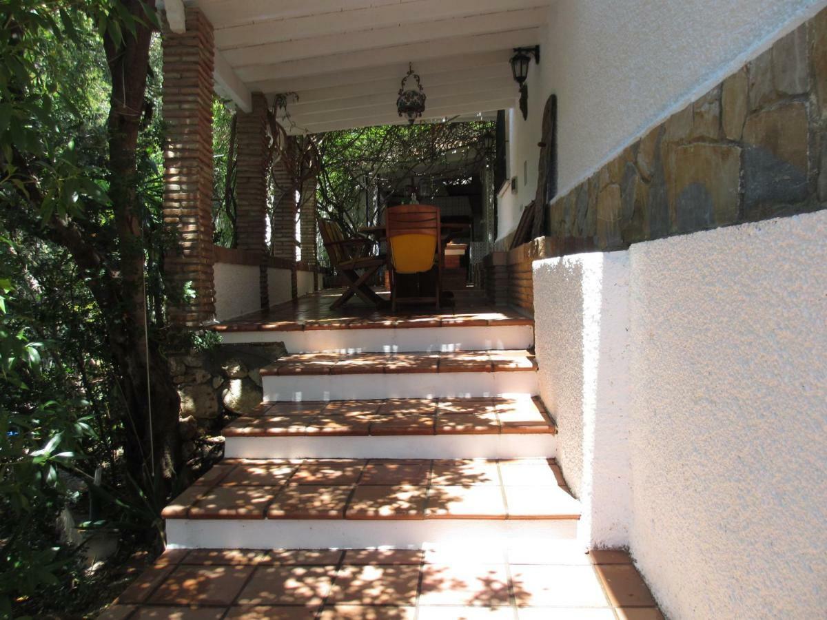 Villa Pinares-Malaga: pool, garden, garaje, wifi, Exterior foto