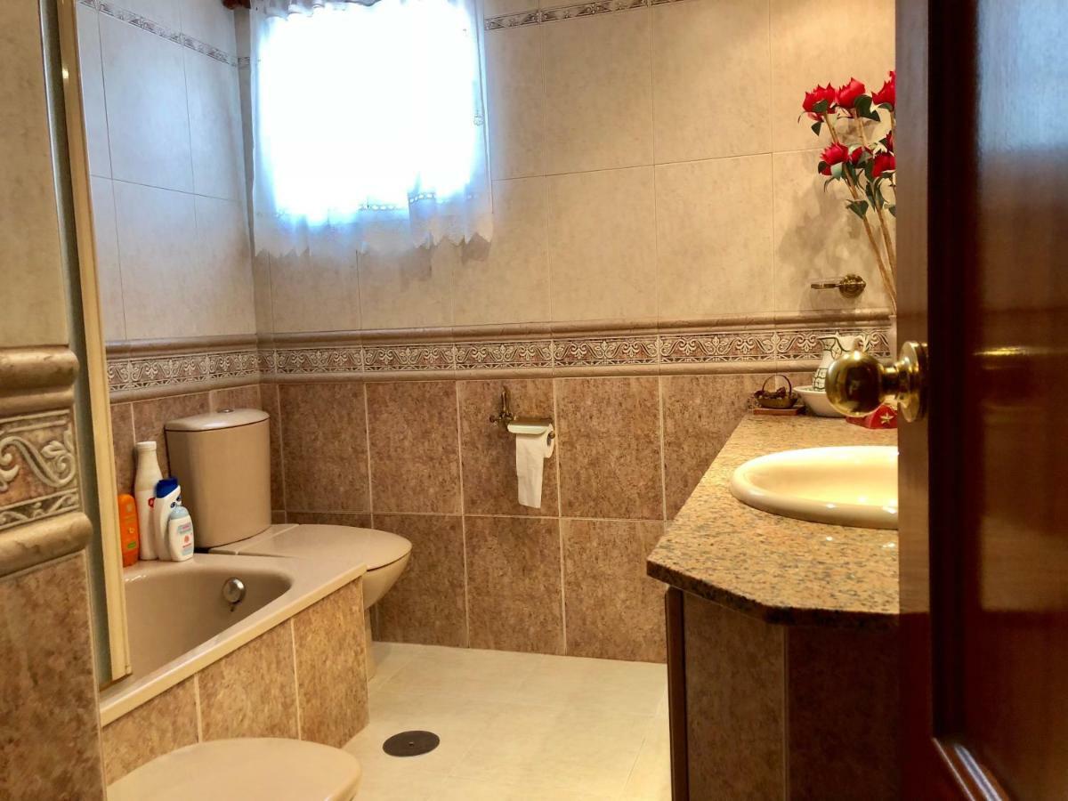 Villa Pinares-Malaga: pool, garden, garaje, wifi, Exterior foto
